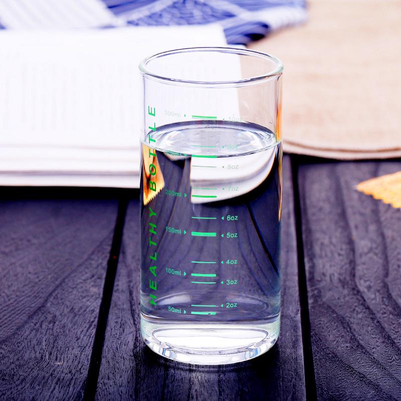 Thickened Kids' Heat-Resistant Borosilicate Glass Measuring Cup with Straw, Large Capacity