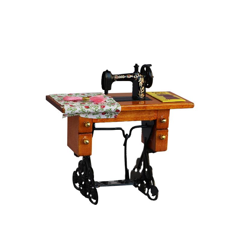 1:12 Dollhouse Miniature Retro Sewing Machine & Scissors Model Accessories