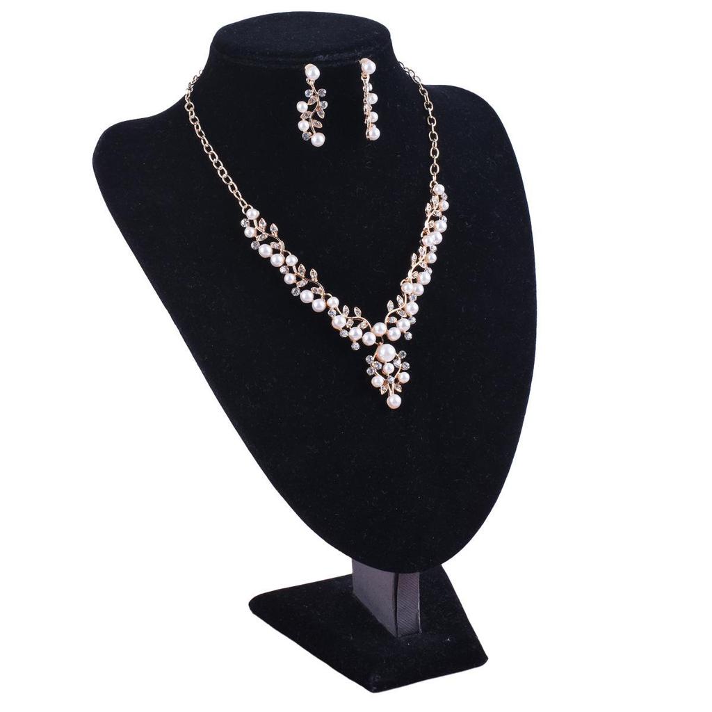 Rhinestone Clavicle Necklace & Earring Set for Brides - Korean Style, Simple & Versatile for Wedding or Evening Gown.