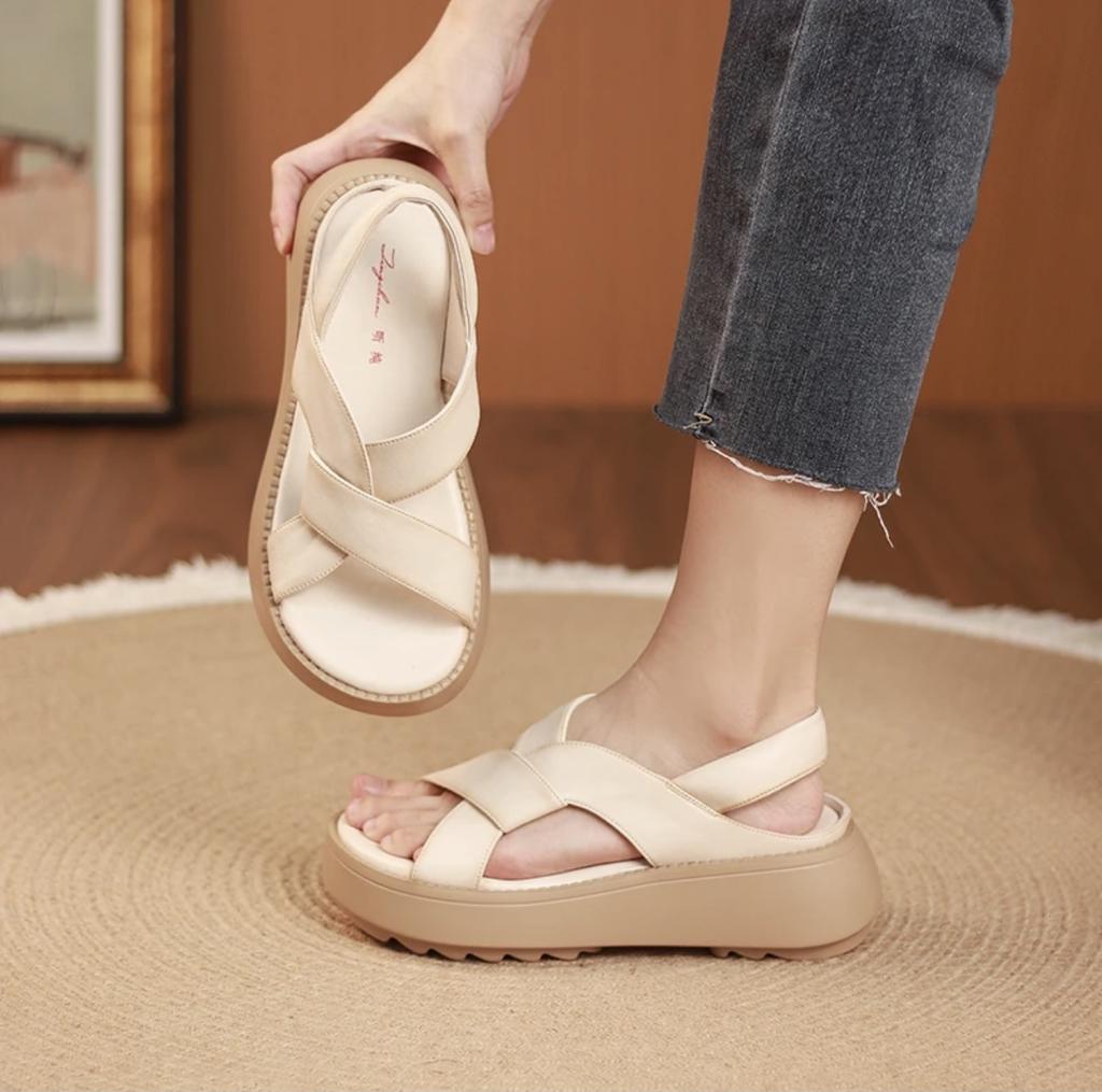 Été nouveau poisson bouche sandales femmes plateforme chaussures mère confortables plates rétro décontractées croisées romaines