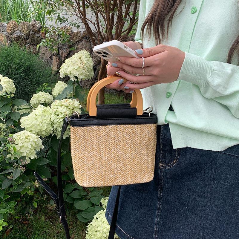 

Маленькая женская сумка Seaside Niche Crossbody Bag Woven Женская сумка-тоут Bucket чёрный