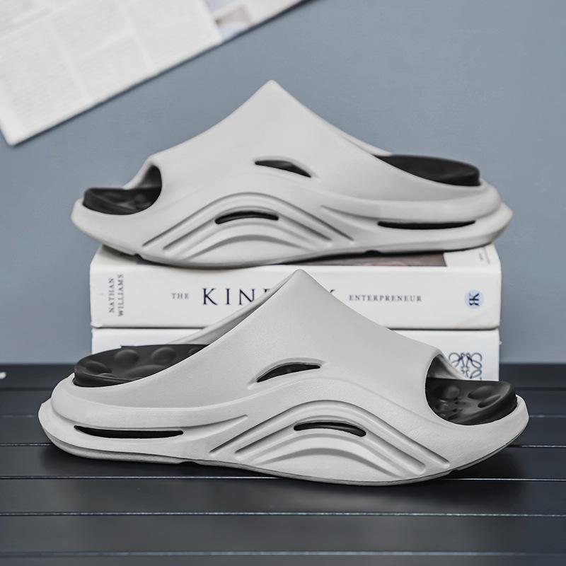 

Новые мужские тапочки летние толстоподошвенные повседневные шлепанцы на одно слово интернет-знаменитость пляжные крутые тапочки мужские сандалии мужские 45