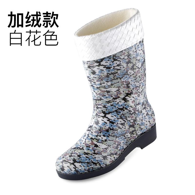 Water shoes fashion flower cloth rain shoes women's medium tube rain boots adult water boots work non-slip waterproof glue shoe cover shoes