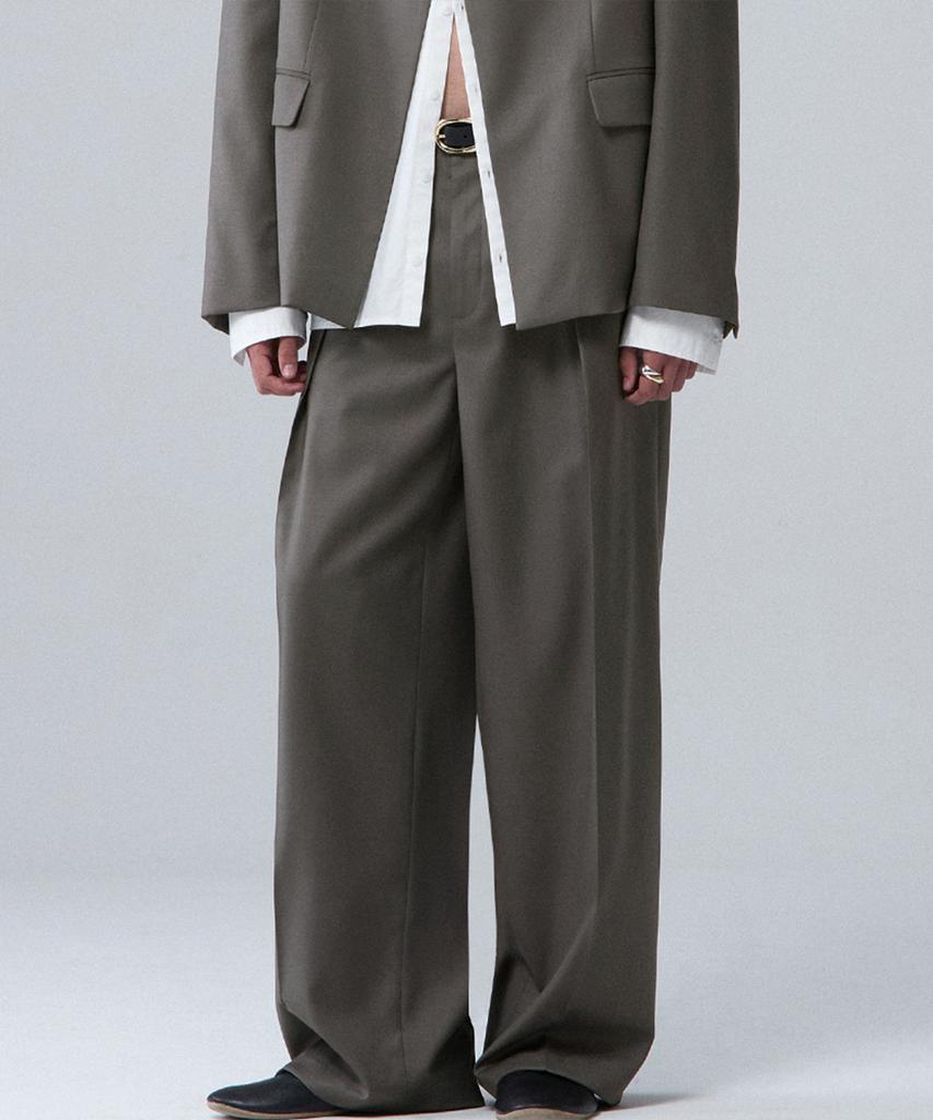 UMARMUNG Worsted Wool Tucked Pants_Peat Gray