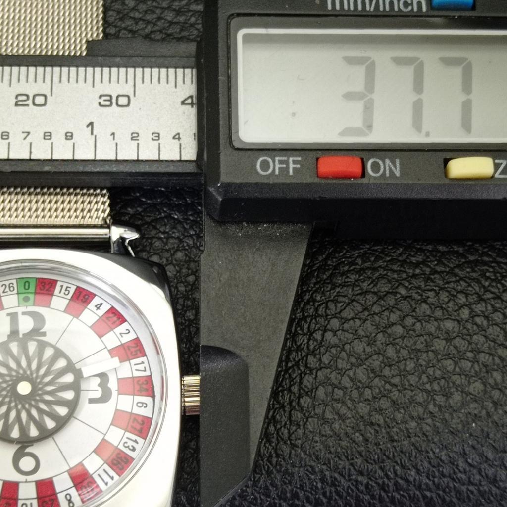 HAND-WINDING SWISS MENS VINTAGE POKER FACE REFURBISHED WHITE WATCH a700909-5 R205a-a700909