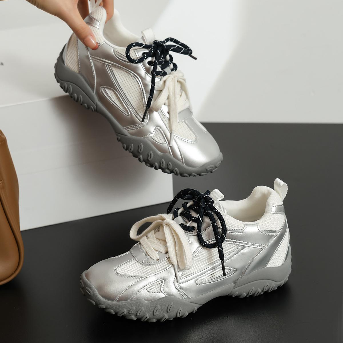 

Zhike~ 6cm invisible inner height increase German training shoes thick-soled breathable sports shoes Forrest Gump dad shoes 2025 spring new models 35 серебряный