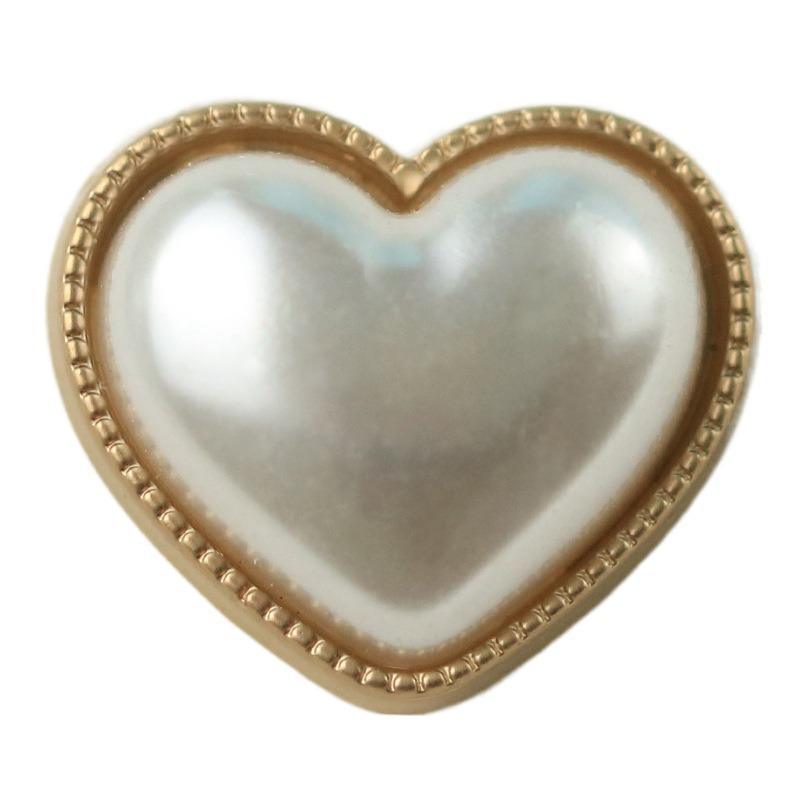 

Pearl Heart-shaped Button Flapped Metal Heart-shaped Button Women s Sweater Shirt and Coat Button 11.5mm