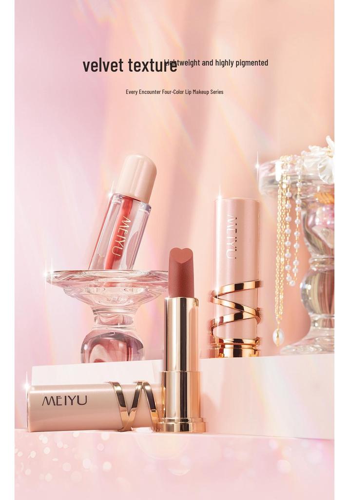 Vlinder Houdt Van Bloem Valentijnsdag Make-up Cadeaubox: Complete Schoonheidsset om aan Vriendin te Geven