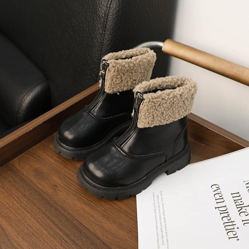 

2024 Новые зимние ботинки для девочек с толстой подошвой, универсальные детские повседневные ботильоны, теплые плюшевые детские модные хлопковые ботинки с застежкой-молнией спереди 26 чёрный