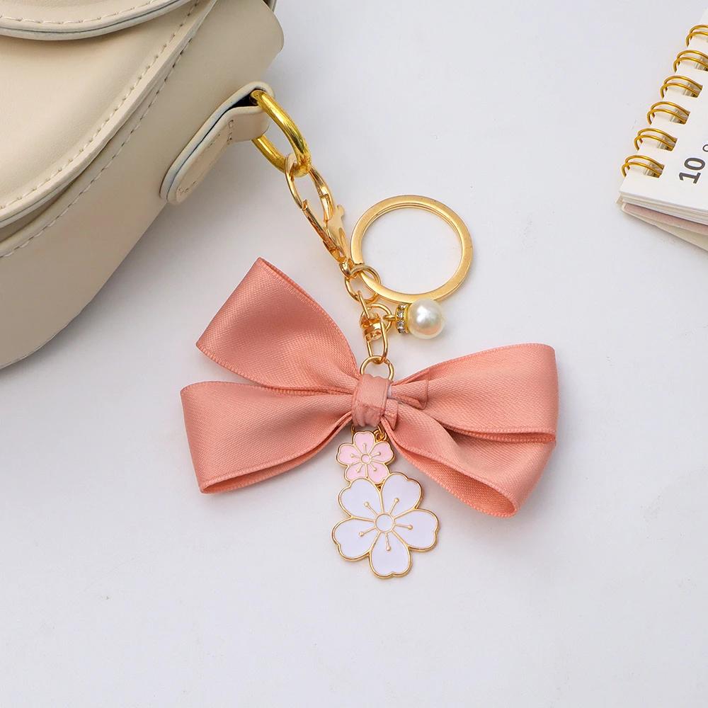 Милый брелок-бабочка сакуры — фото 8