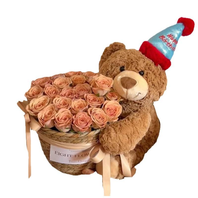 Geburtstagsstrauß: Duftende Seifenblume, Teddybär & Puppe für Freundin oder beste Freundin