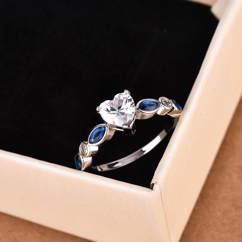 

Кільце з інкрустованим топазом кольору морської хвилі у формі серця кохання, жіноче кільце з каменем народження. no. 10 grass зелений колір