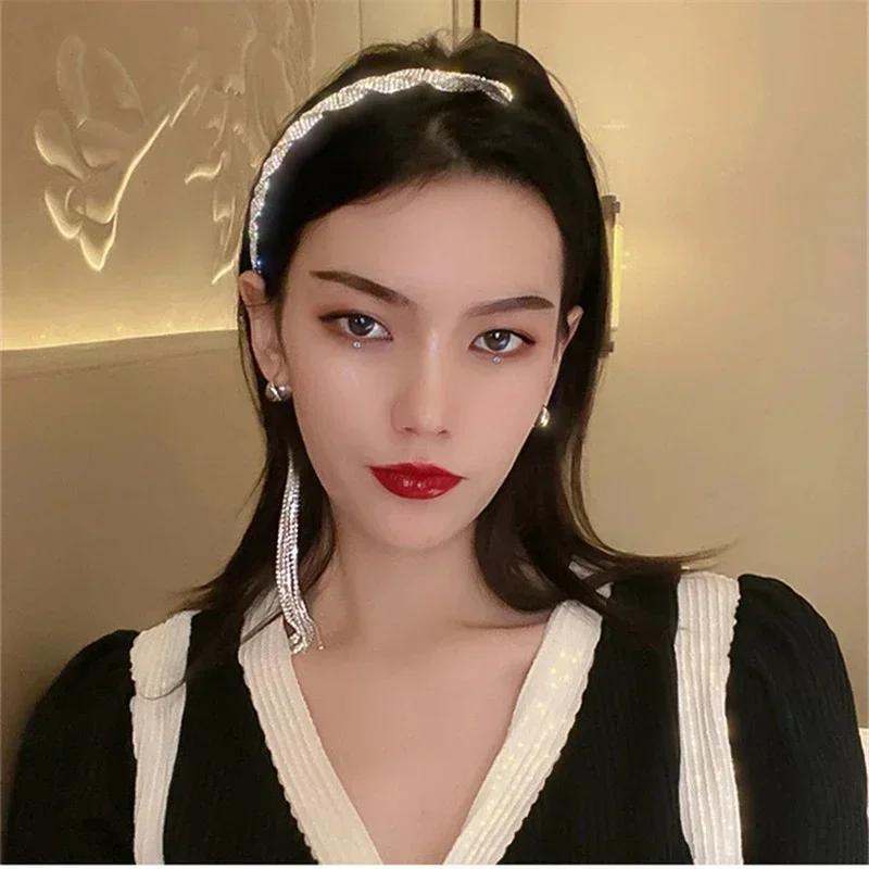 Women Summer Fashion Long Tassel Asymmetry Rhinestone Headband Black Velvet Hair Accessories Jewelry Girl Headwear Creative Gift