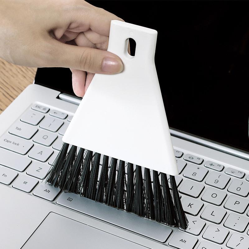 Standing Desktop Cleaning Brush Set For Compact Spaces And Kitchen Surfaces