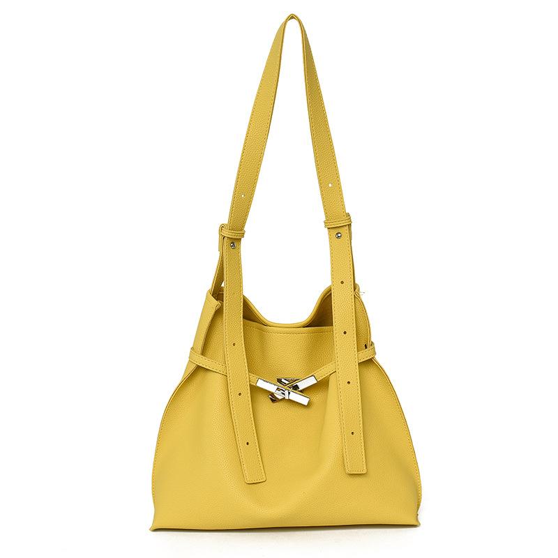 Retro Soft Leather Large Capacity Tote Bag for Women, New Casual and Simple Commuting One Shoulder Underarm Bucket Bag