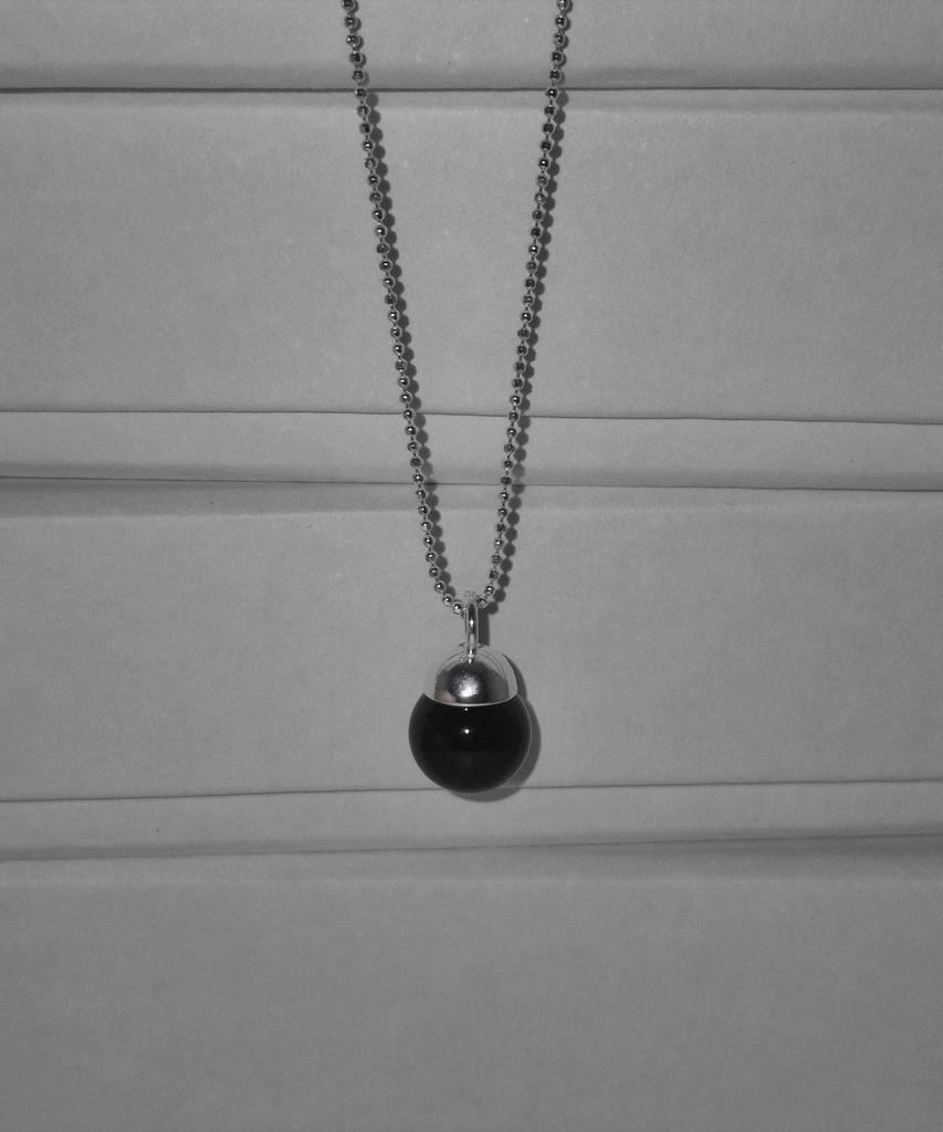 Poetryhaus Black Onyx Long Necklace