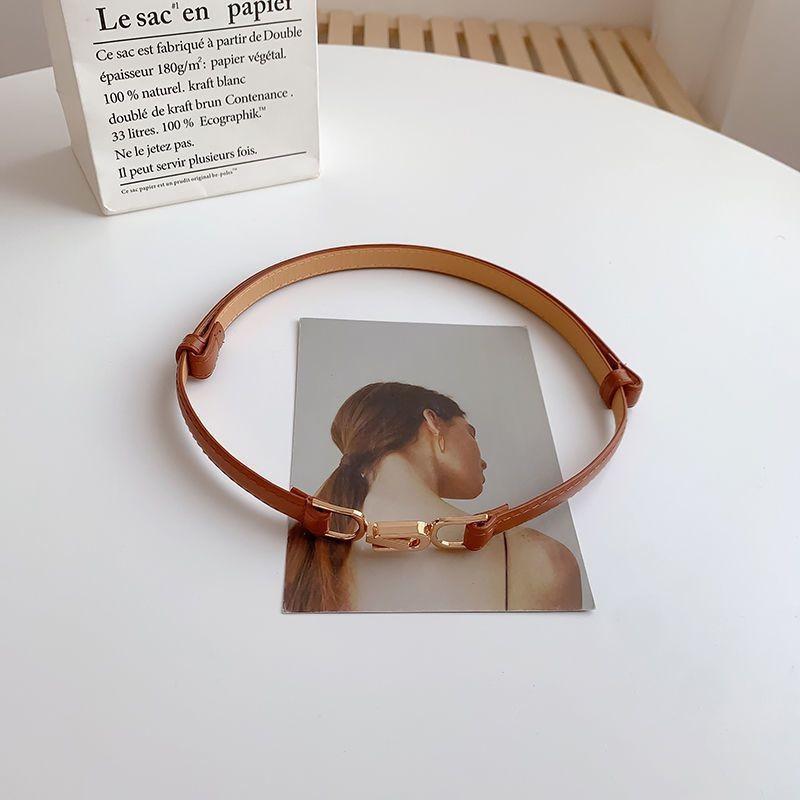 

Женский стильный декоративный пояс на талию классического черного цвета для модных осенних нарядов жёлтый