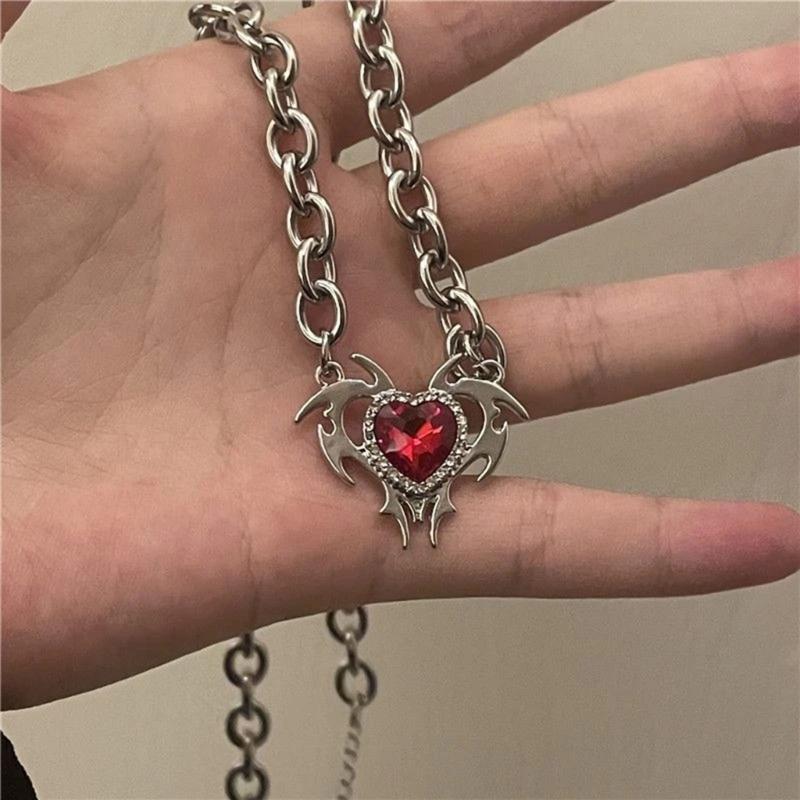 Zircon Love Pendant Necklaces Alloy Material Heart Pendant Necklaces Thick Chain Necklaces Party Jewelry Gift for Women