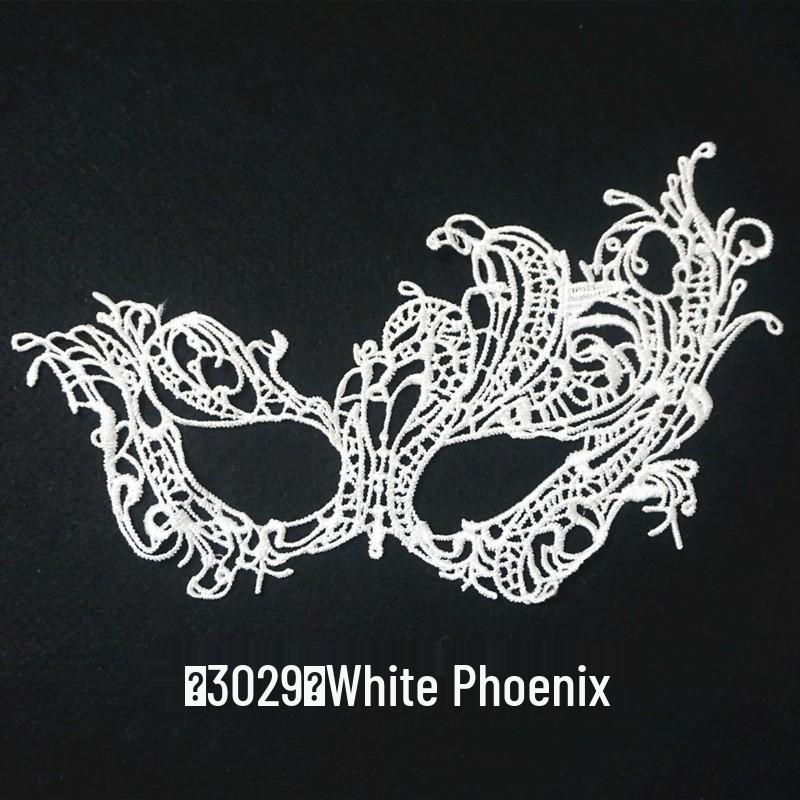 Černá krajková královská oční maska na Halloween nebo kostýmové večírky