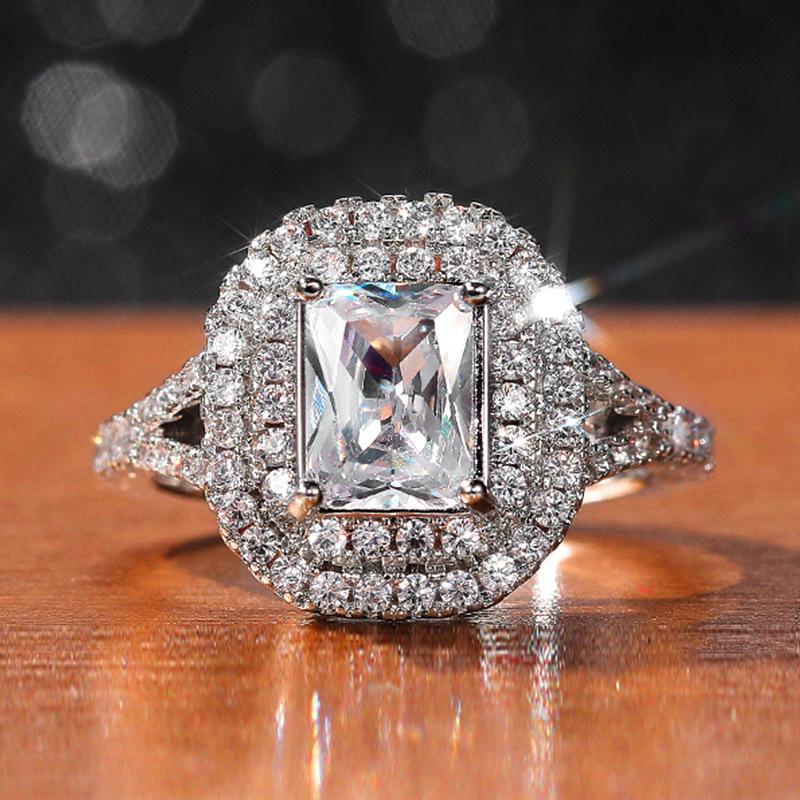 Ny Glitrende Firkantet Geometrisk Design Ringlys Luksus Personlig Mote Stil Forlovelses- og Bryllups Tilbehør