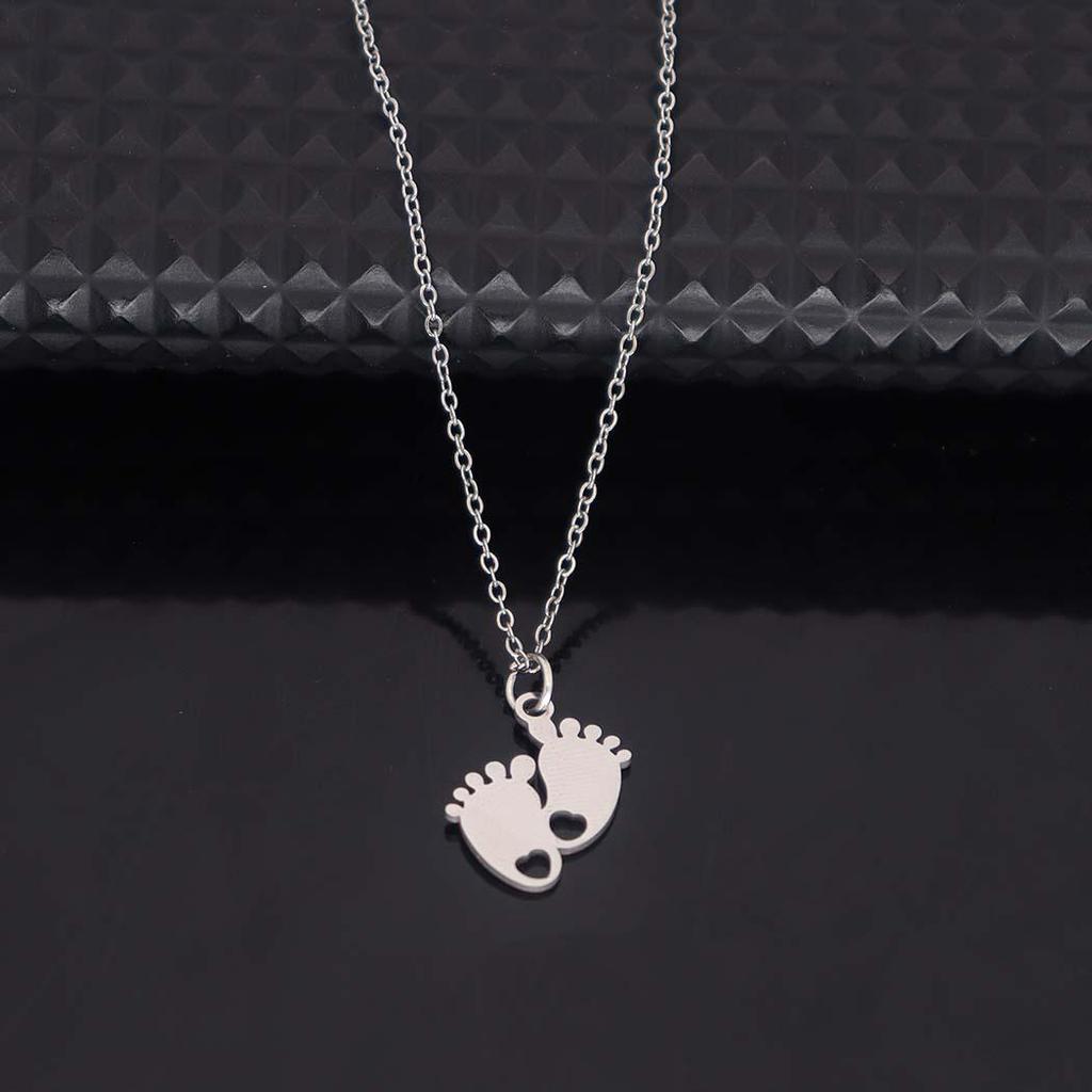 Stylish Stainless Steel Footprint Pendant Necklace for Women - Simple and Versatile Clavicle Accessory