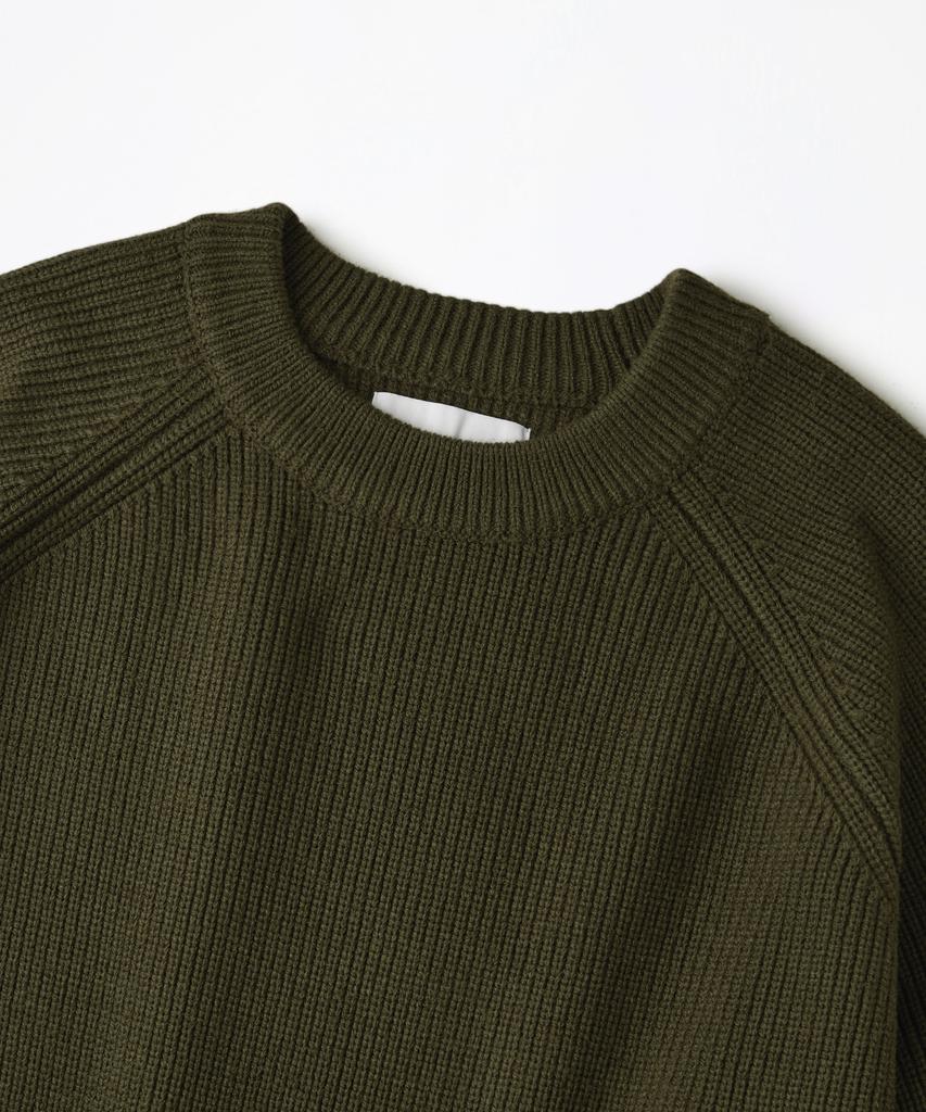 OUTSTANDING Raglan Crew Neck Knit_Olive