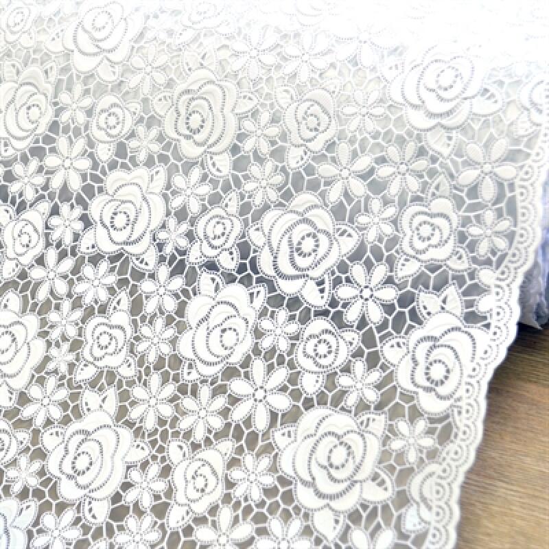 

Nordic-style waterproof lace tablecloth TR-683 White Rose (long width) 137cm (Width) 137cm x (Length) 1.5m