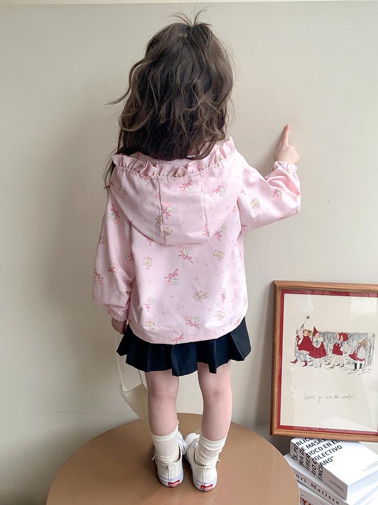 2025 Frühling/Herbst Koreanischer Stil Niedlicher Trenchcoat für Baby-Mädchen