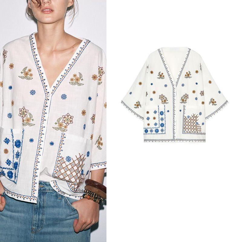 Summer New Product Women's Clothes Casual Style V Neck Wide Sleeve Over the Elbow Color Contrast Patchwork Embroider Decorative Shirt 5107063