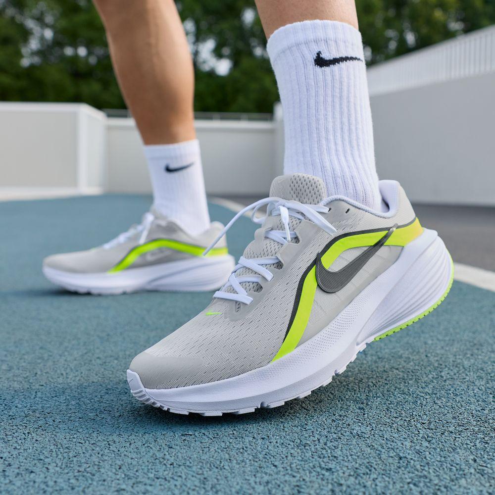 Nike Downshifter 14 Running Shoes Men s Gray 40.5