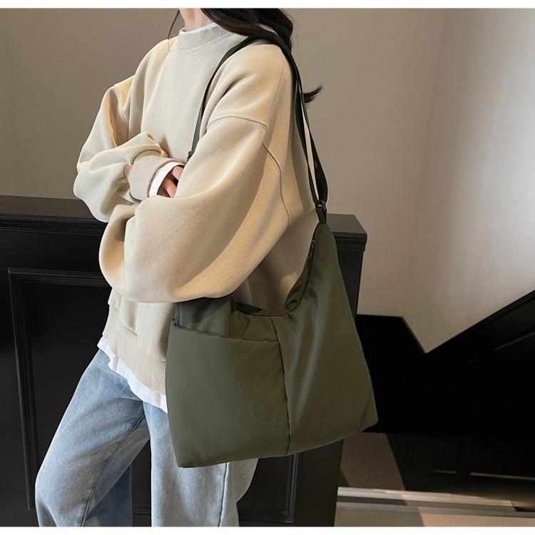 Lazy Style Large Capacity Tote Bag With Vintage Design For Daily Use
