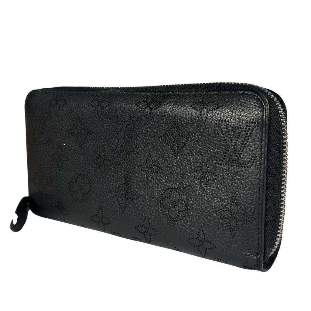 LOUIS VUITTON Mahina Zippy Wallet M61867 Purse black Women used