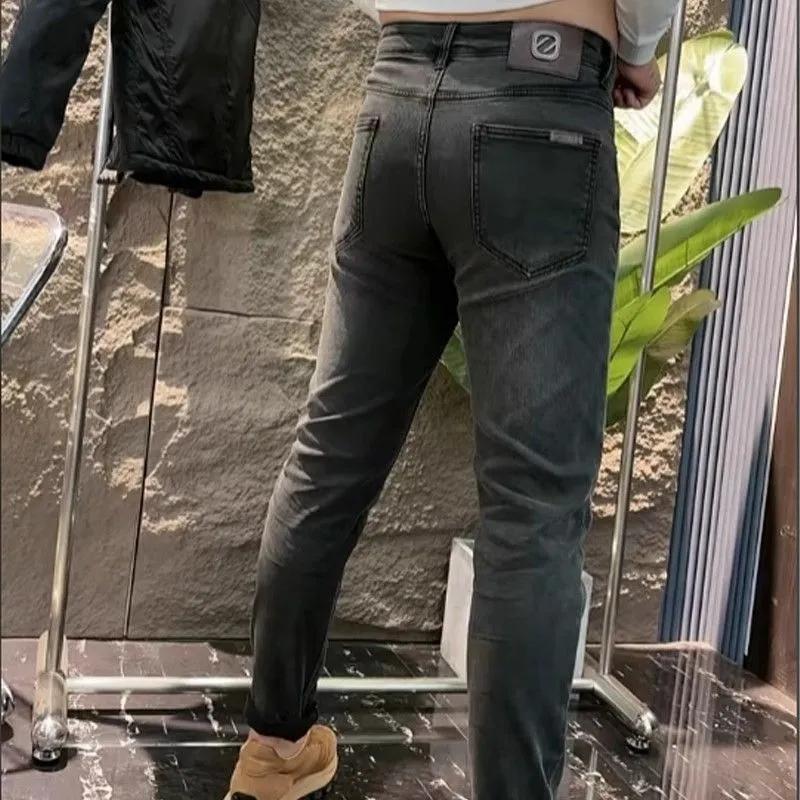 Abbigliamento da uomo stile coreano per primavera e autunno Jeans slim in denim Pantaloni casual lavati