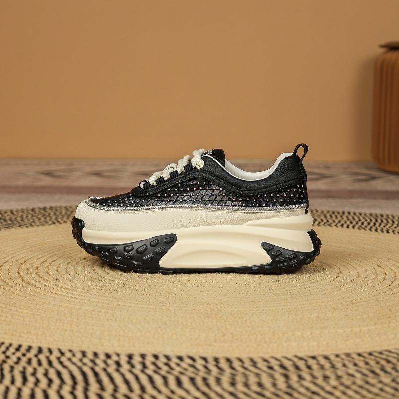 

Кожаные кроссовки-папы женские летние новые дышащие сетчатые кроссовки на платформе-маффин со стразами, повседневные спортивные кеды 34 чёрный