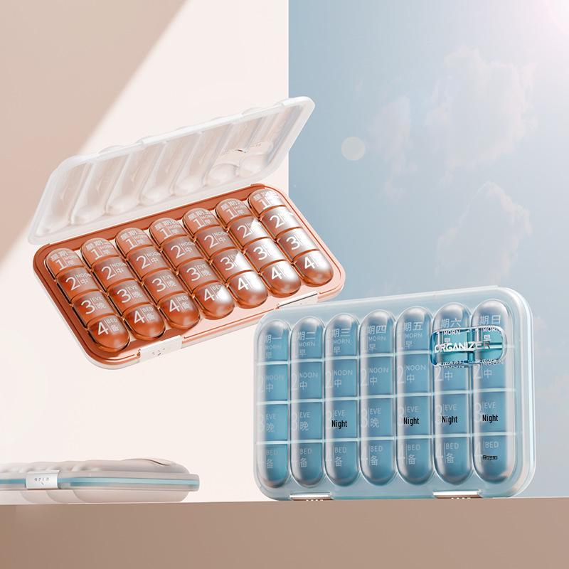 Weekly Portable Pill Organizer and Dispenser with Large-Capacity Pill Splitter