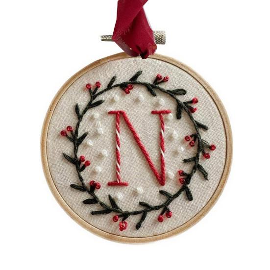 DIY Embroidered Christmas Ornaments Personalized Initial A–Z Monogram Embroidery Set Mini Handmade Christmas Embroidery