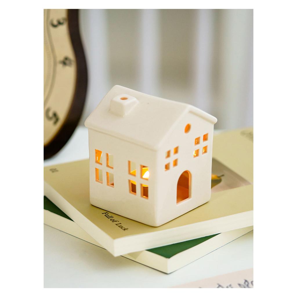 Mini House Candle Holders Decorative Tealight Candle Holders Christmas Candlestick Holders Table Ornament for Home Decors