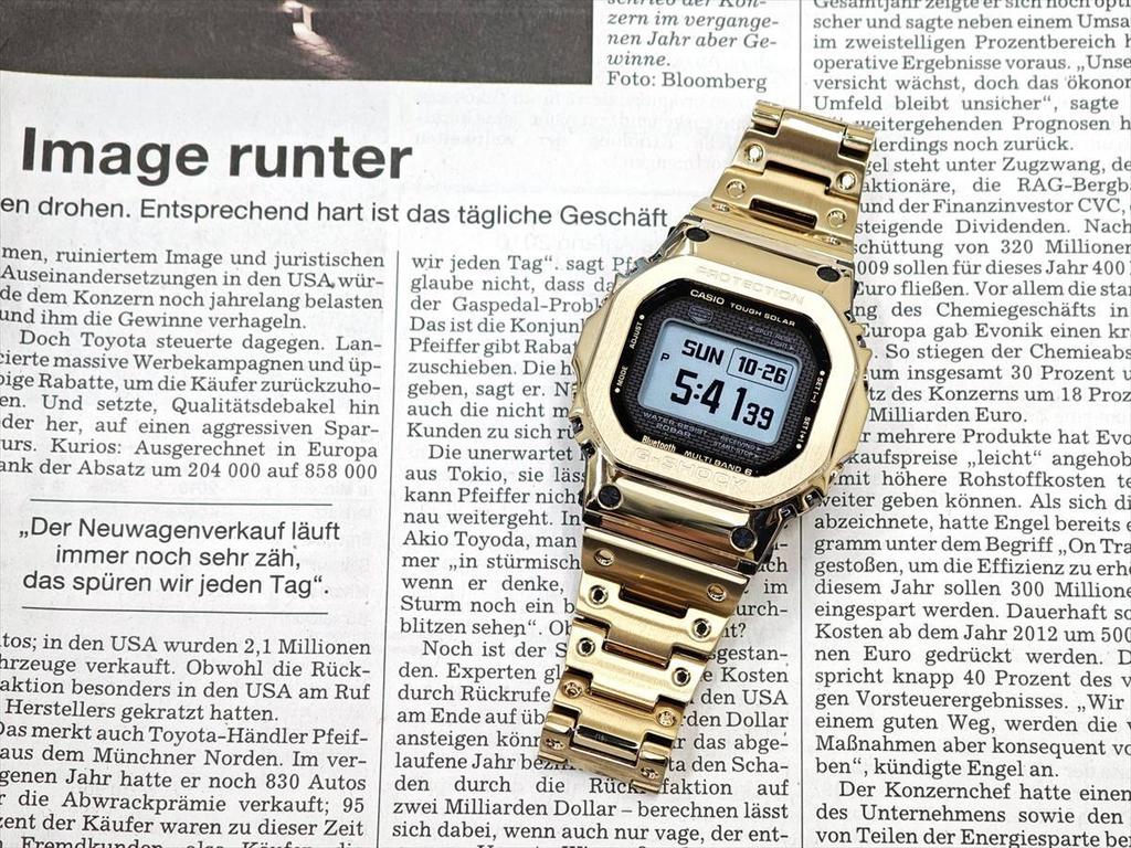 CASIO Solar, G-SHOCK GMW-BZ5000GD-9JF MIP LCD With Tags Low Cost Full Metal Radio-Controlled