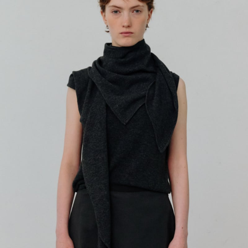 

Carriere CASHMERE BLEND KNIT MUFFLER GREY