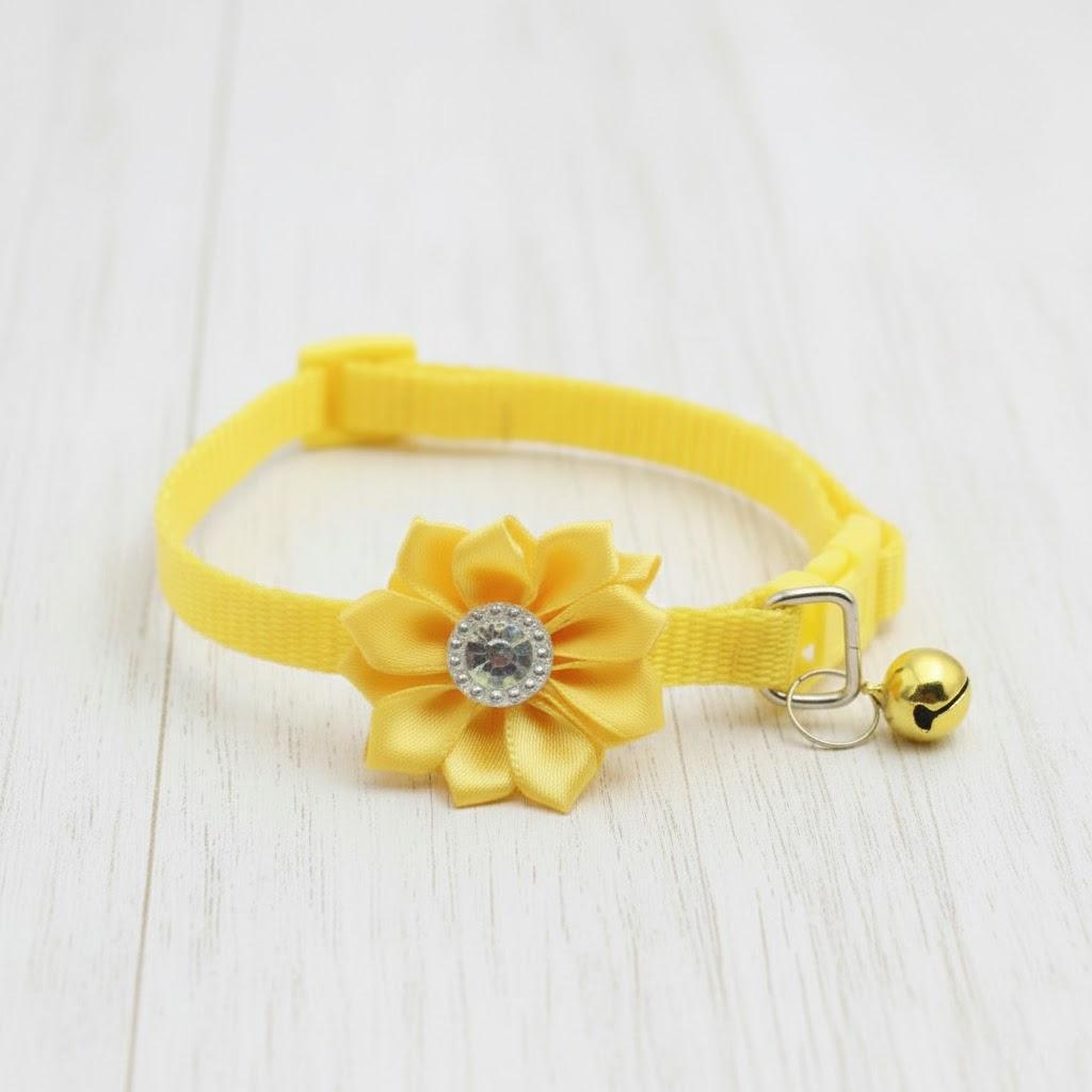 Adjustable Flower Bell Collar for Cats Dogs 7 Color Pet Accessories Cute Puppy Kitten Collars Supplies
