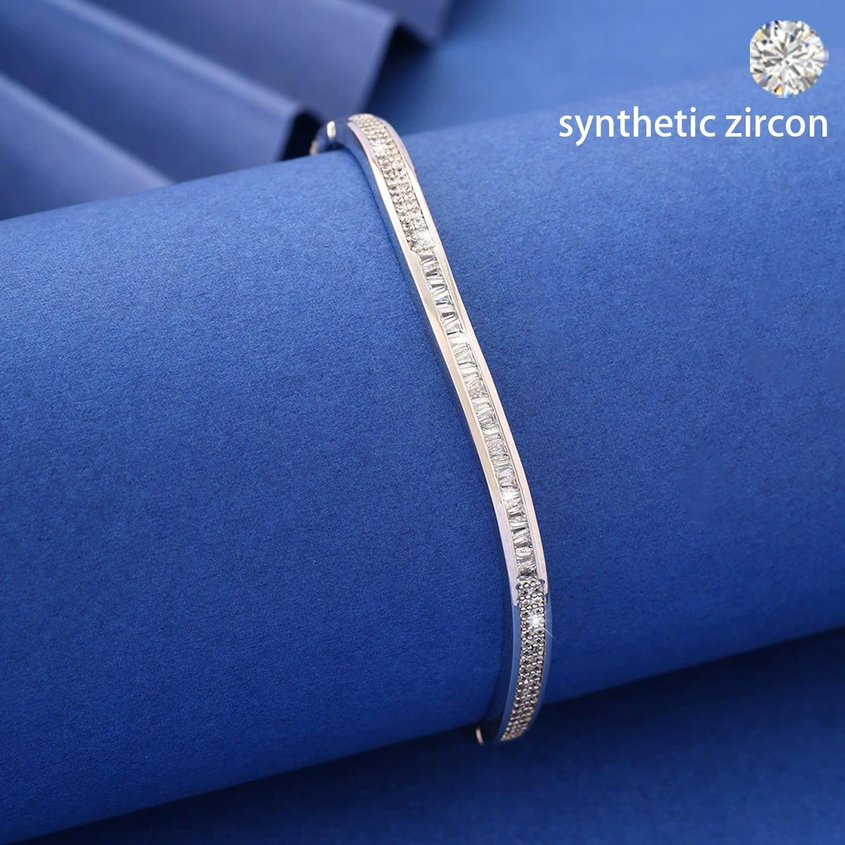 European And American Simple Fashion Curved Super Flash Bracelet Female Ins Style Fashion Versatile High Sense