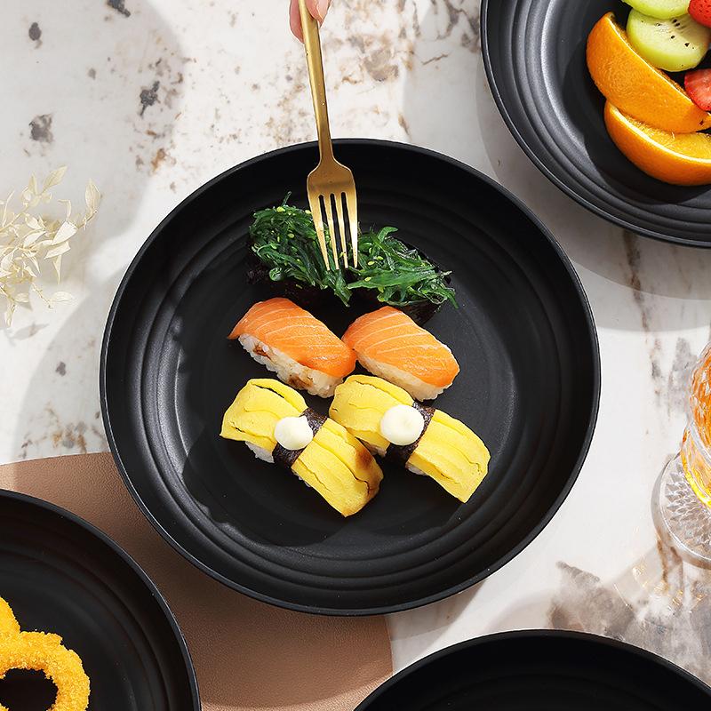 Durable Picnic Tableware Plates Set of 4 Reusable Plastic for Camping Outdoor Beach Barbecue Party