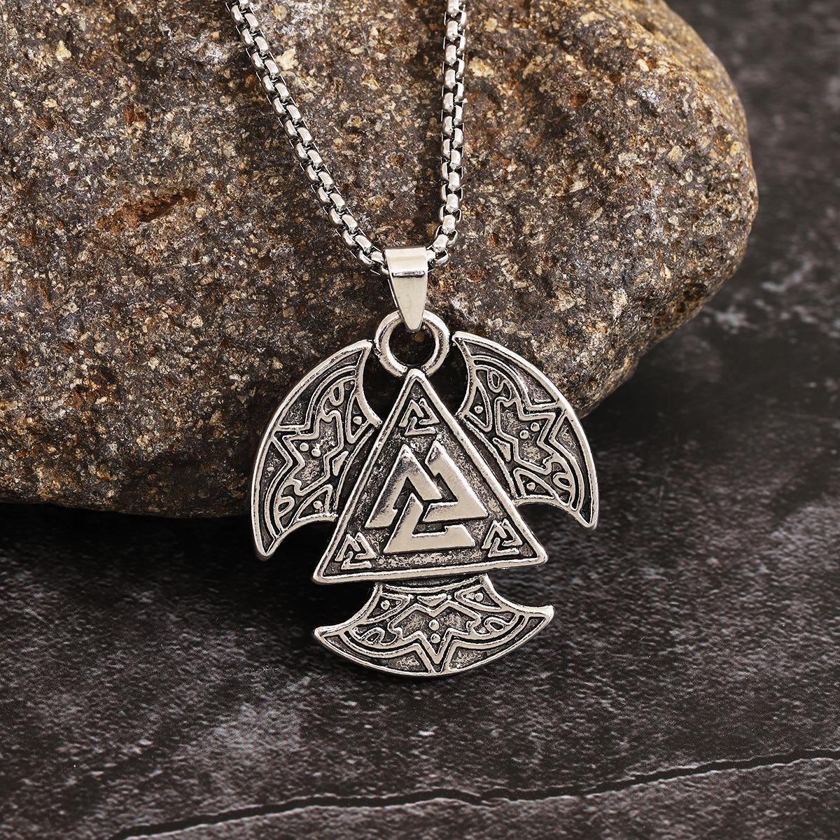 

1 шт. Ожерелье с символом в скандинавском стиле викингов с ретро-деталями узора, изысканный нишевый дизайн толстой цепи, подходит для вечеринки, темный