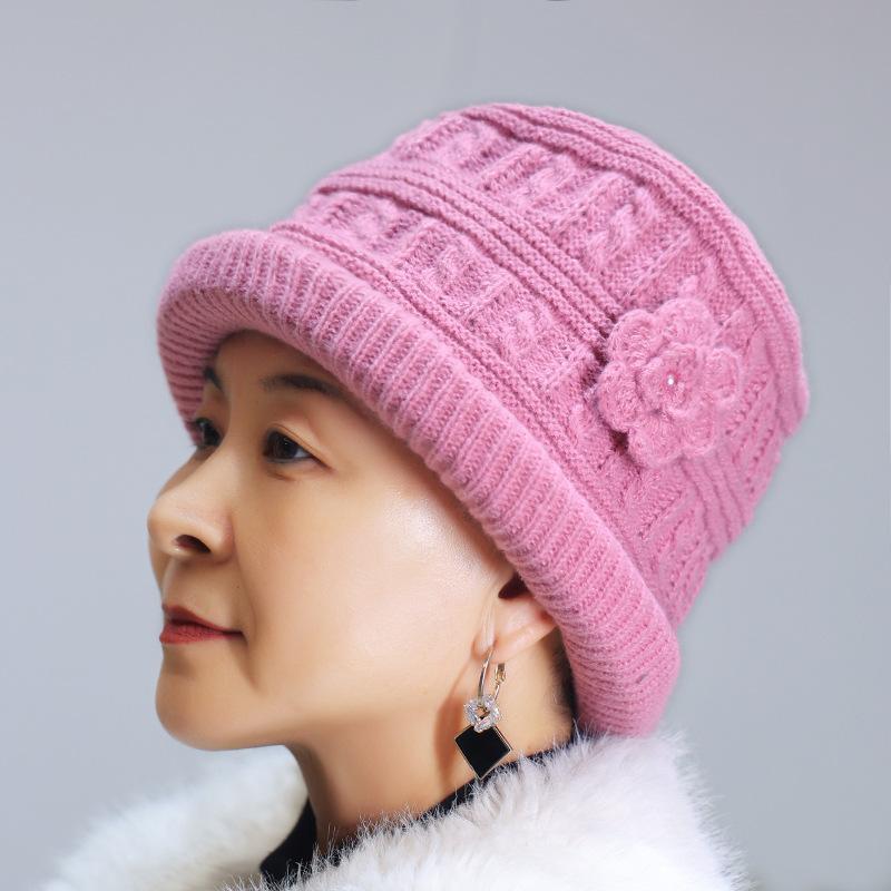 Winter new middle-aged and elderly hats women's knitted ear protectors handmade wool hats, plush warm mother cold-proof hats