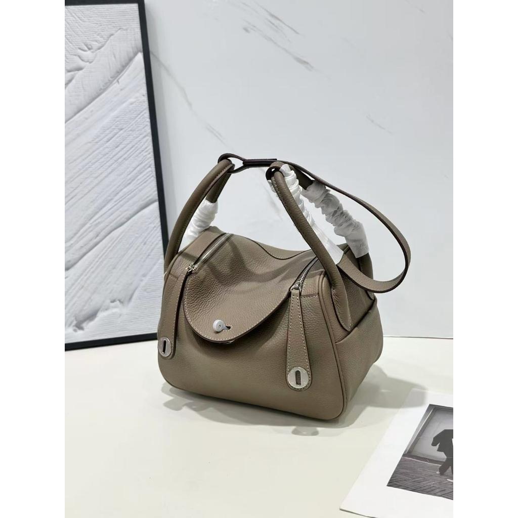 New leather pillow bag women's bag one-shoulder hand-held fashionable and versatile temperament mature woman bag