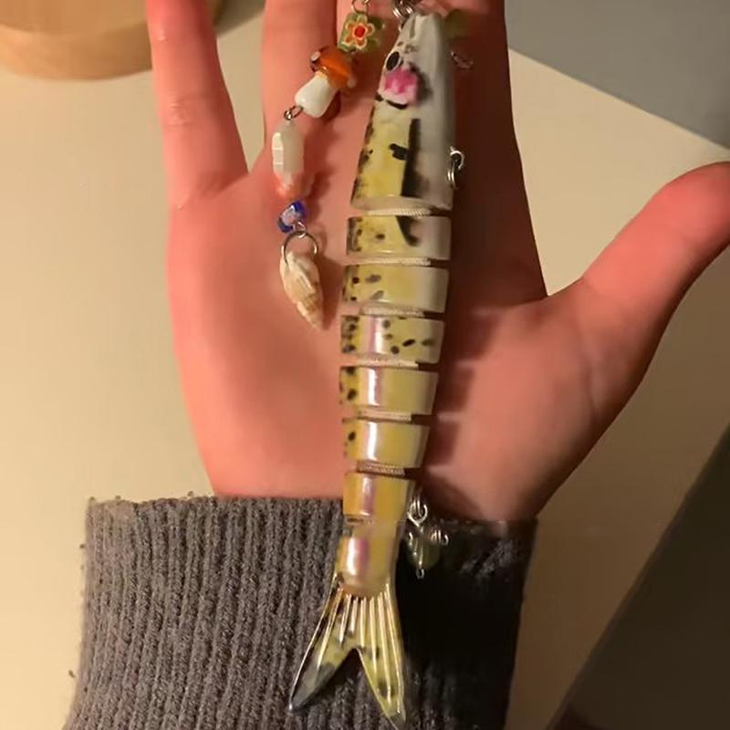 1 Stück Schöner Schmuck Künstlicher Fischköder Schwimmköder Handy-Lanyard Anhänger Für Männer und Frauen Handgemacht Fisch Schlüsselanhänger
