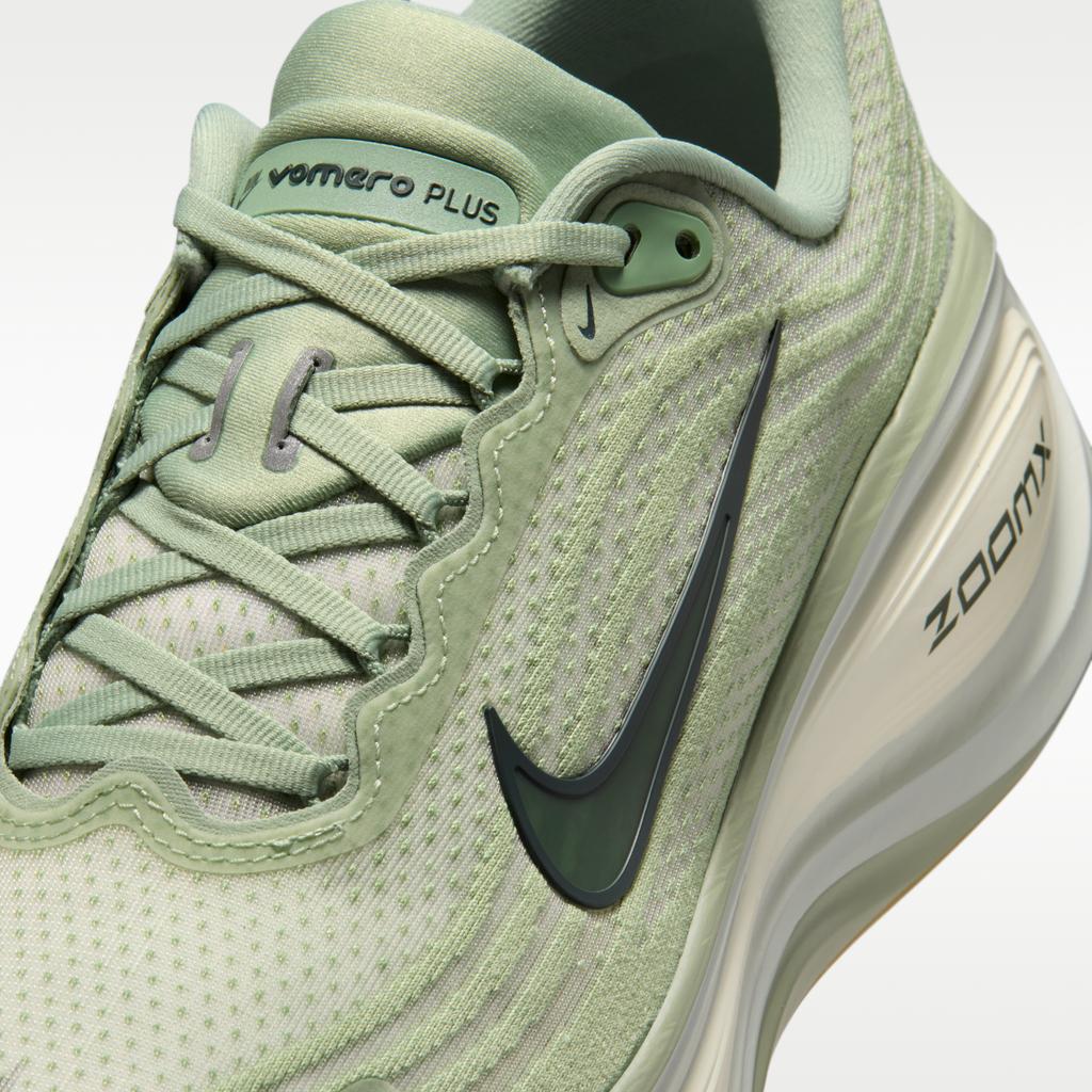 Nike Vomero Plus 'Jade Horizon'
