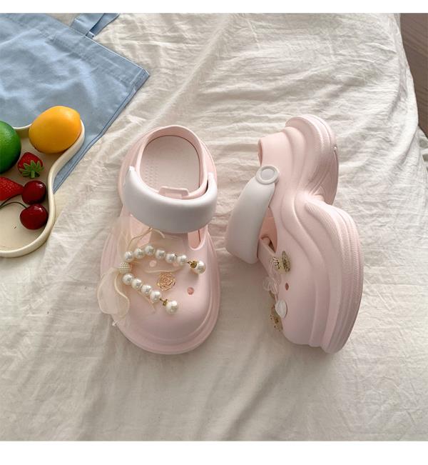 Fashion Flat Shoes Female Ladies' Slippers Luxury Slides Slipers Women Platform Summer Designer 2025 Slippers Casual Flat Shoes Female S