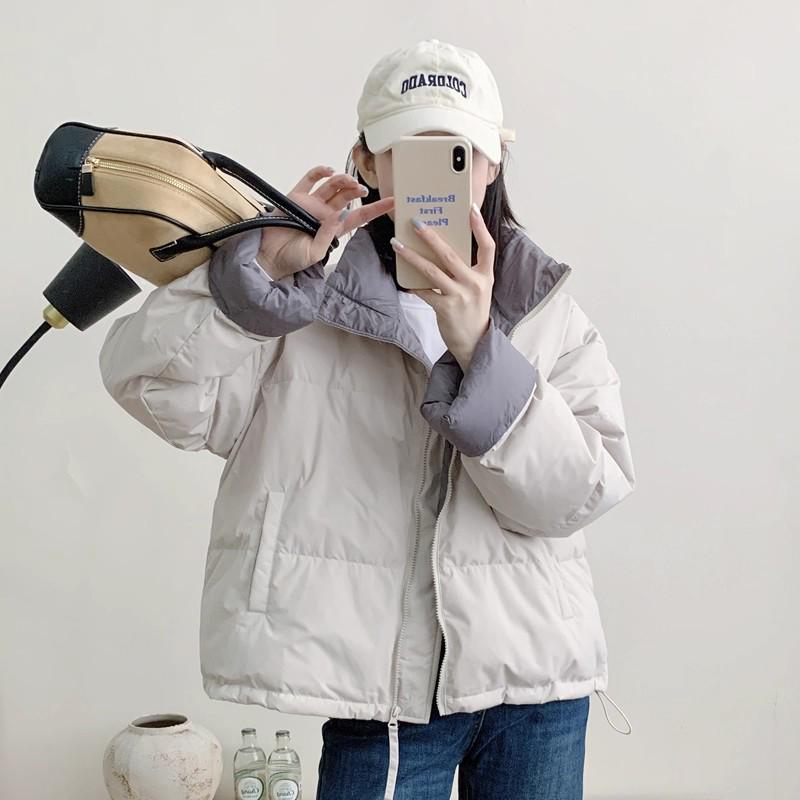 

Женский 2025 Зимний Корейский Стиль Короткий Пуховик, Утолщенный Воротник-стойка, Миниатюрный Универсальный Пуховик из Белого Утиного Пуха с Цветными Блоками. M (for 120-150 jin) грязно-белый