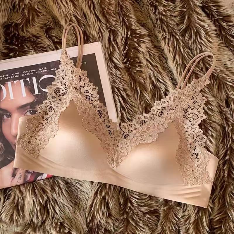 French Lace Satin Seamless Women's Thin Anti-sagging New Sexy Back Bra